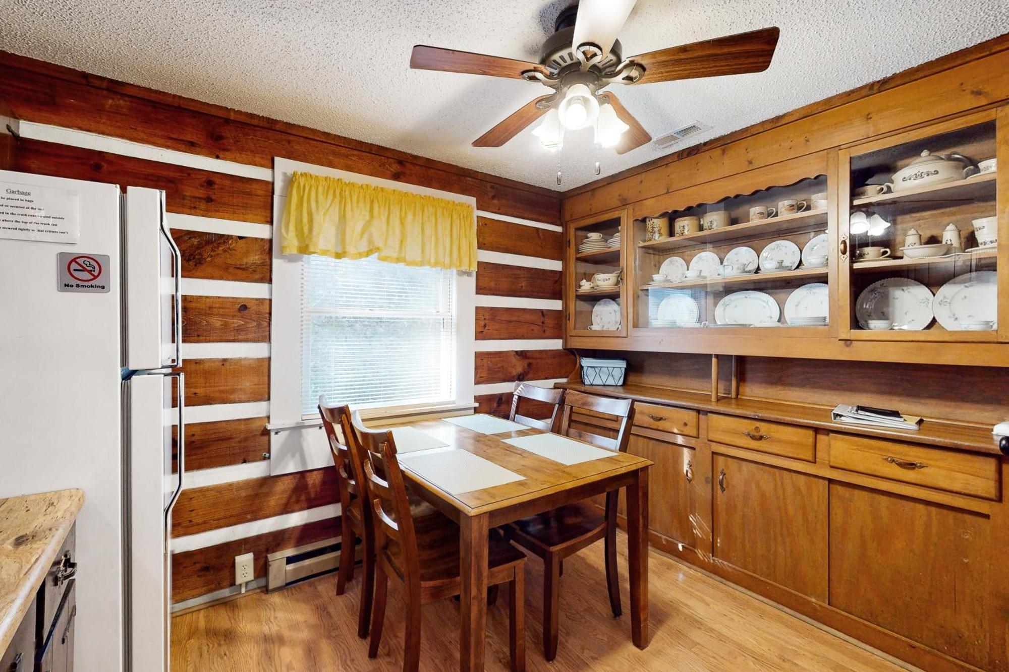 2 Bed 2 Bath Vacation Home In Whittier II Exterior foto